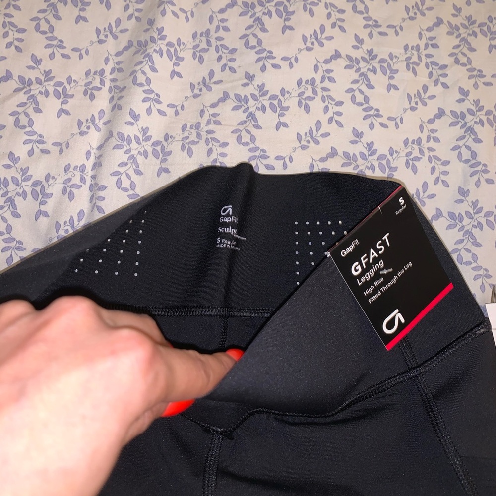 Black Gap leggings